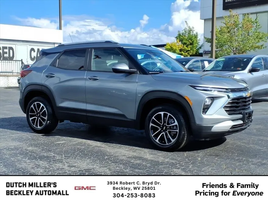 2024 Chevrolet Trailblazer LT photo 1