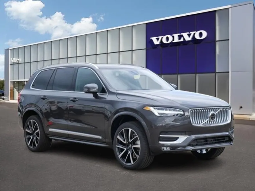 2025 Volvo XC90 Plus photo 1
