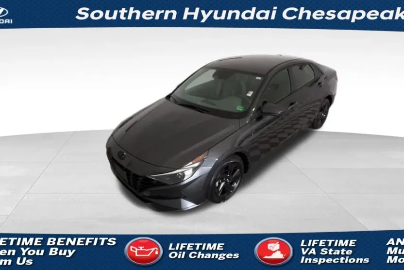 2021 Hyundai Elantra SEL photo 1