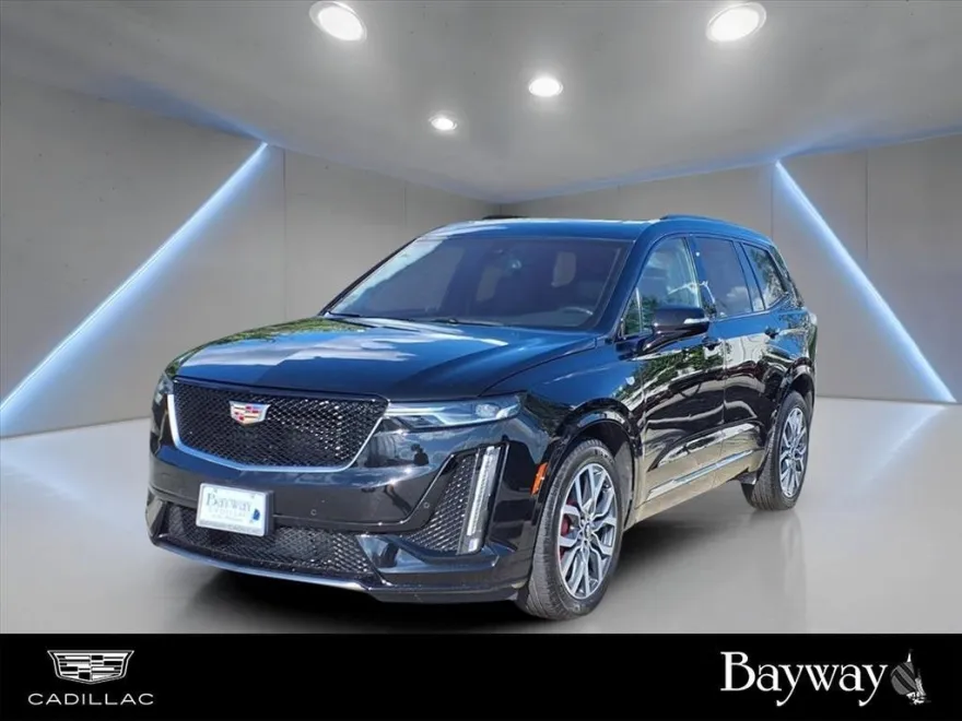 2024 Cadillac XT6 Sport photo 1