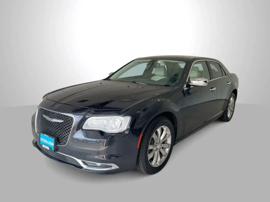 2018 Chrysler 300 Limited photo 1