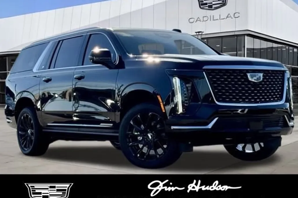 2026 Cadillac Escalade ESV Luxury photo 1
