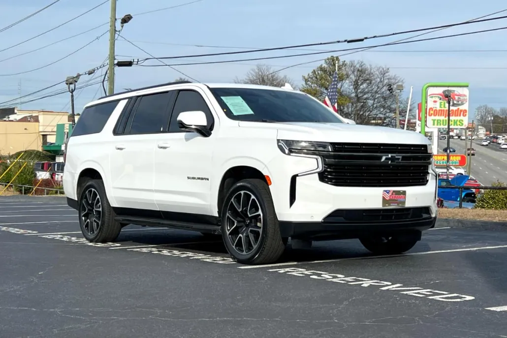 2021 Chevrolet Suburban RST photo 1