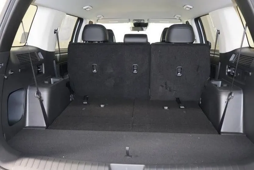 2026 Hyundai Santa Fe SEL photo 1