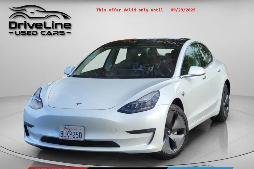 2019 Tesla Model 3 Long Range photo 1