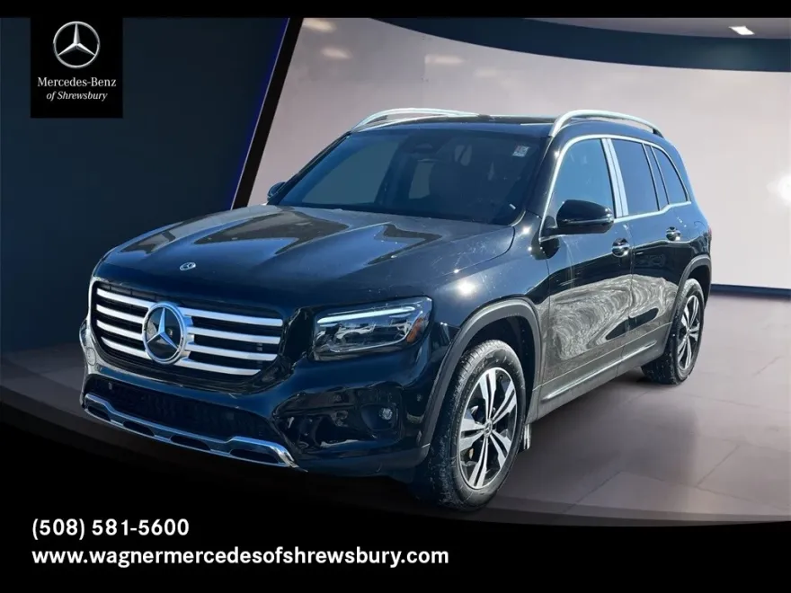 2025 Mercedes Benz GLB 250 4MATIC photo 1