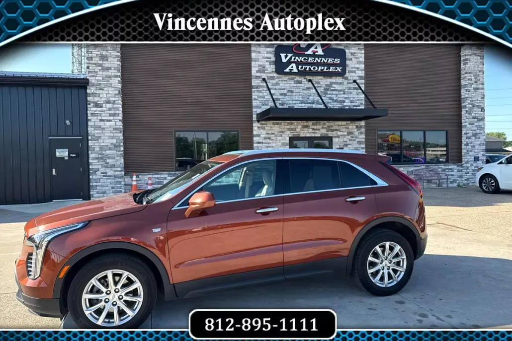 2021 Cadillac XT4 Luxury photo 1