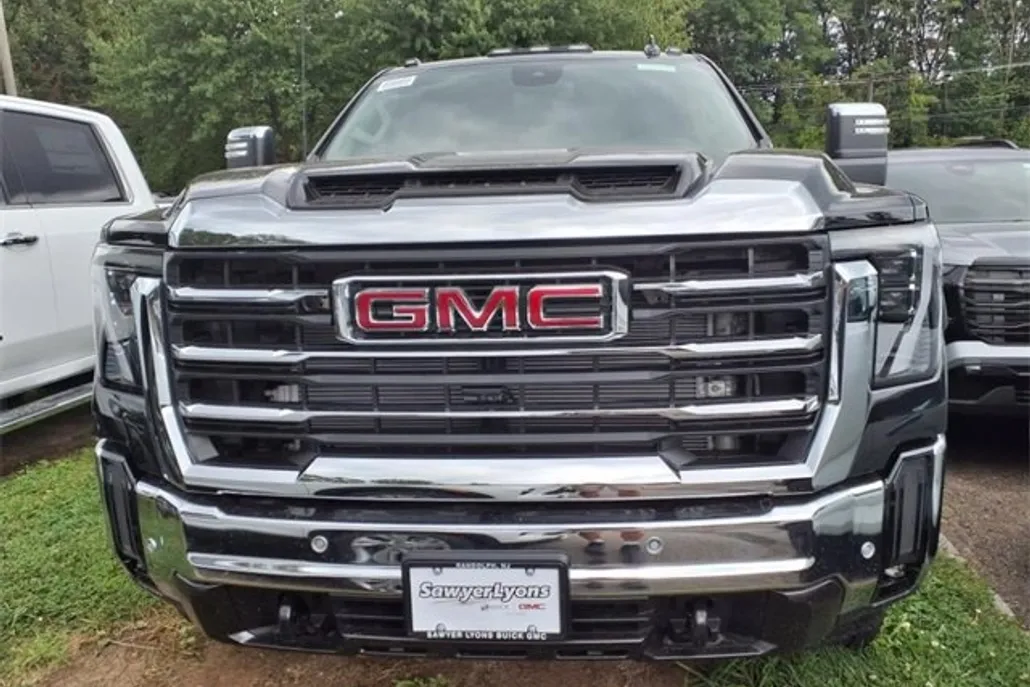 2025 Gmc Sierra 2500 HD SLT photo 1