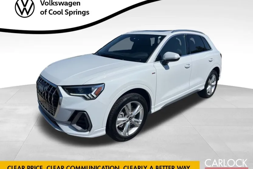 2024 Audi Q3 45 TFSI S line Premium photo 1