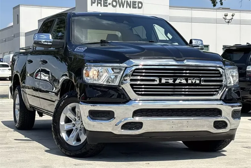 2024 Ram 1500 Laramie photo 1