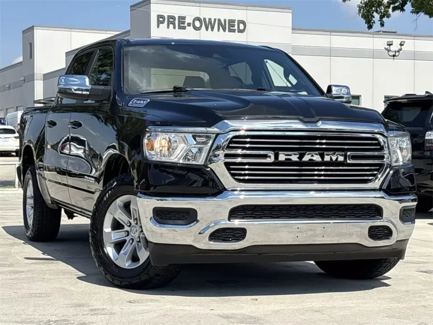 2024 Ram 1500 Laramie photo 1