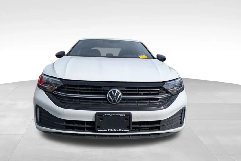 2023 Volkswagen Jetta 1.5T Sport photo 1