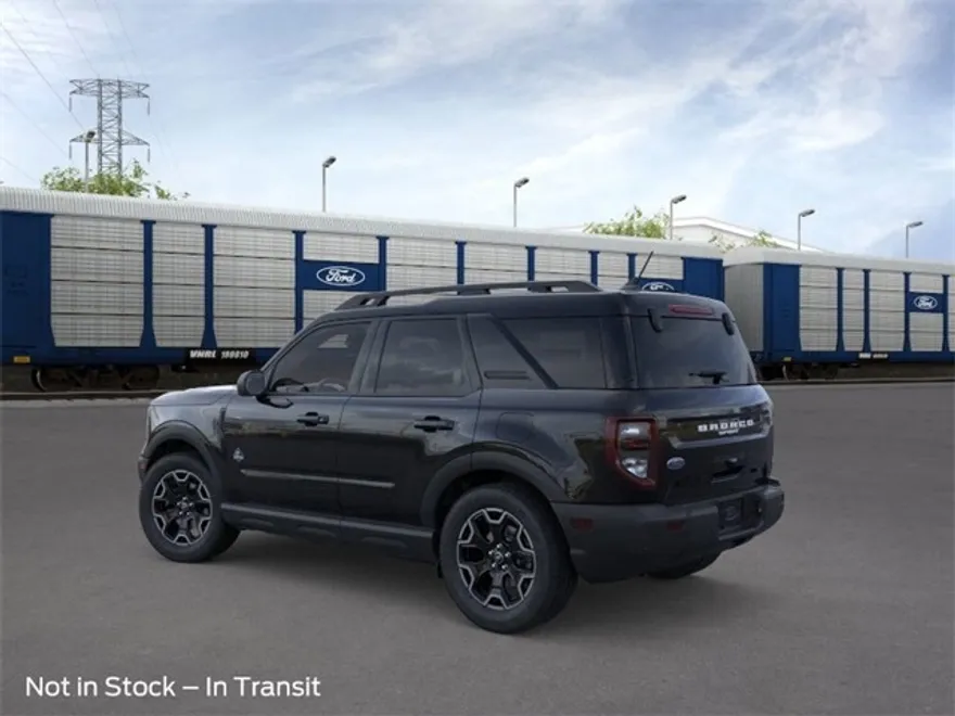 2025 Ford Bronco Sport Outer Banks photo 1