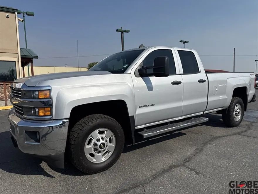2015 Chevrolet Silverado 2500HD LT photo 1
