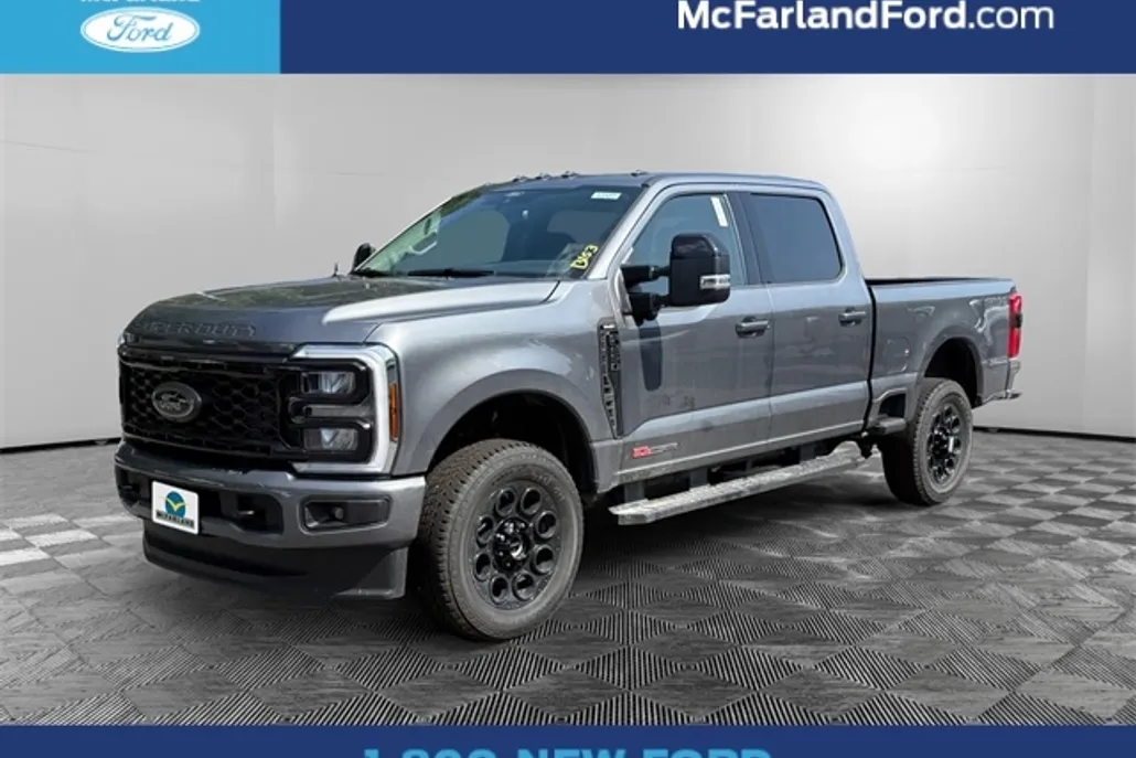 2025 Ford F-250 Lariat photo 1