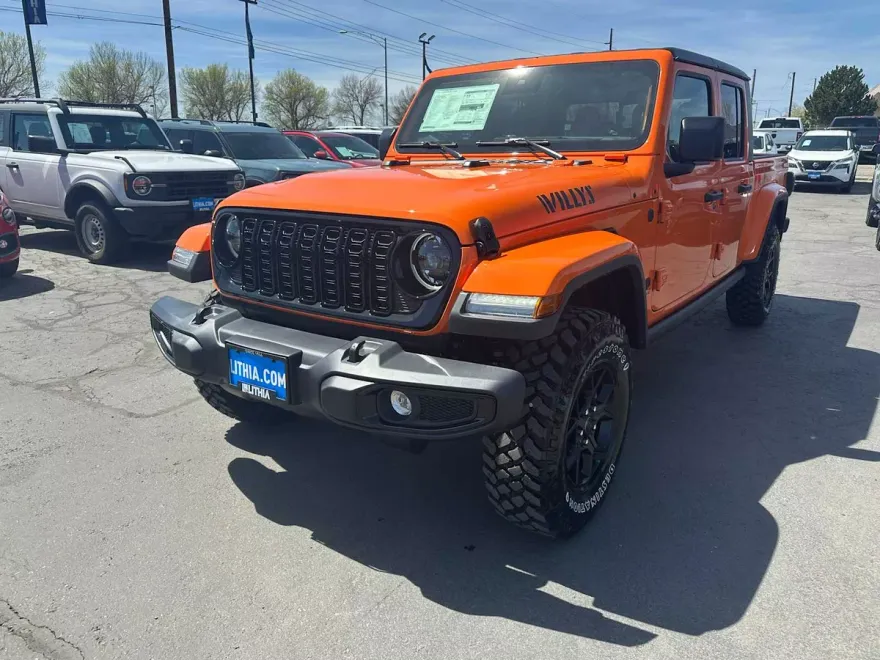 2025 Jeep Gladiator Willys photo 1