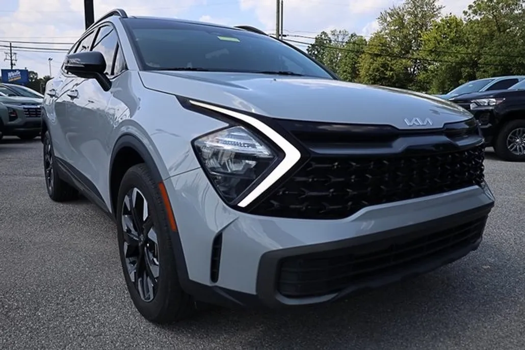 2023 Kia Sportage X-Line photo 1