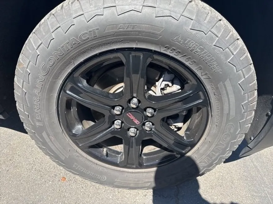 2023 Gmc Acadia AT4 photo 1