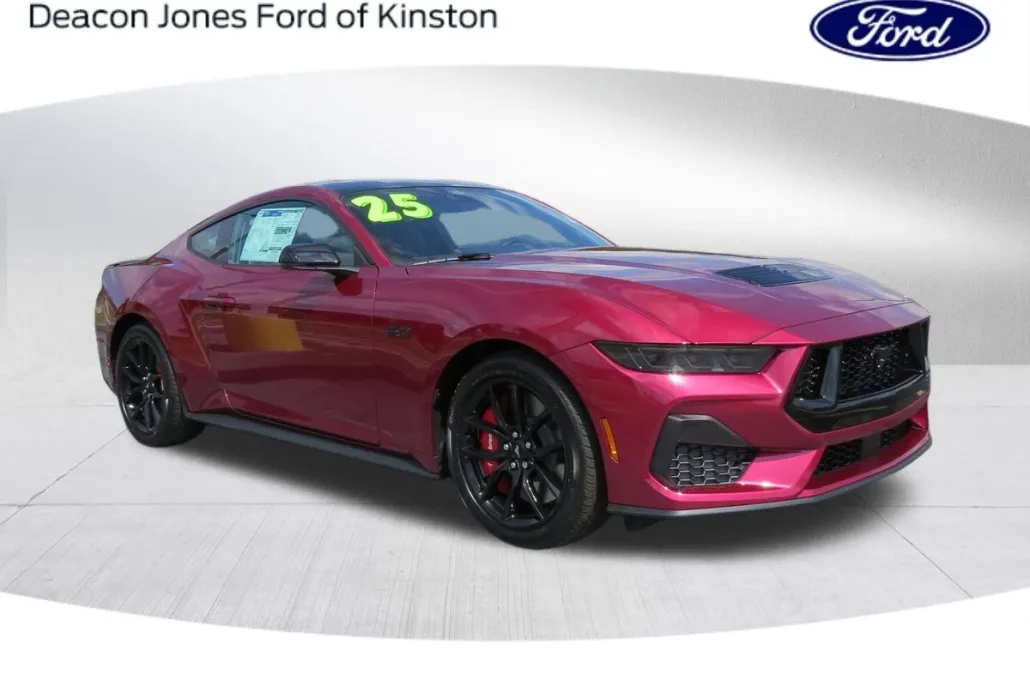 2025 Ford Mustang GT Premium photo 1