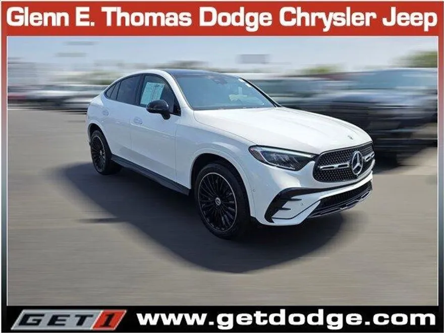 2024 Mercedes Benz GLC 300 photo 1