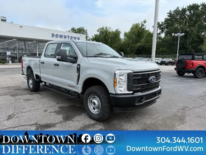 2025 Ford F-250 photo 1