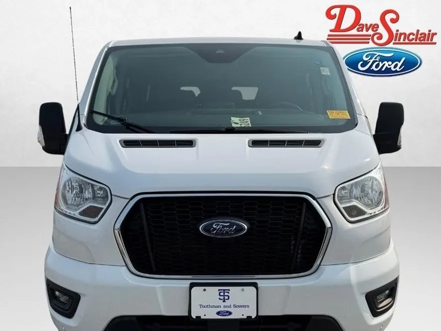 2021 Ford Transit Passenger XL photo 1