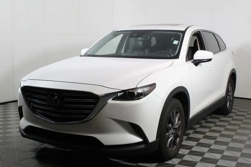 2023 Mazda CX-9 Touring photo 1