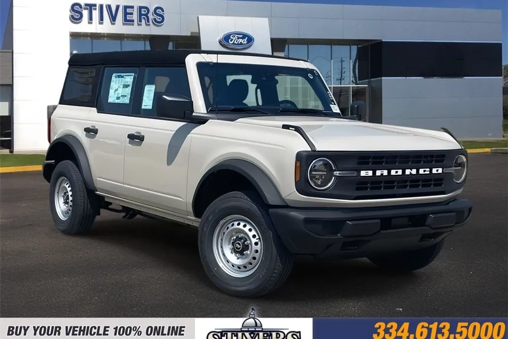 2025 Ford Bronco Base photo 1
