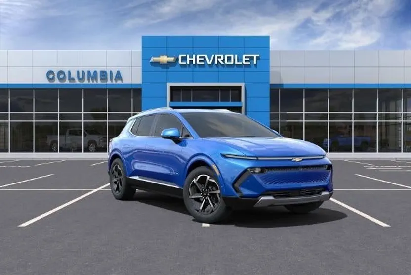 2025 Chevrolet Equinox EV 1LT photo 1