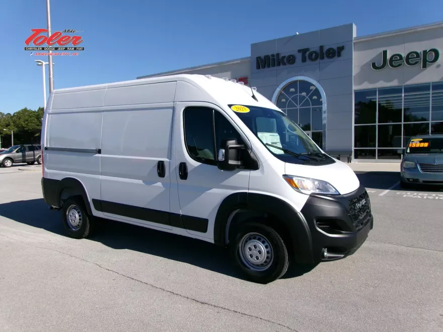 2025 Ram ProMaster 1500 Tradesman Cargo Van High Roof photo 1