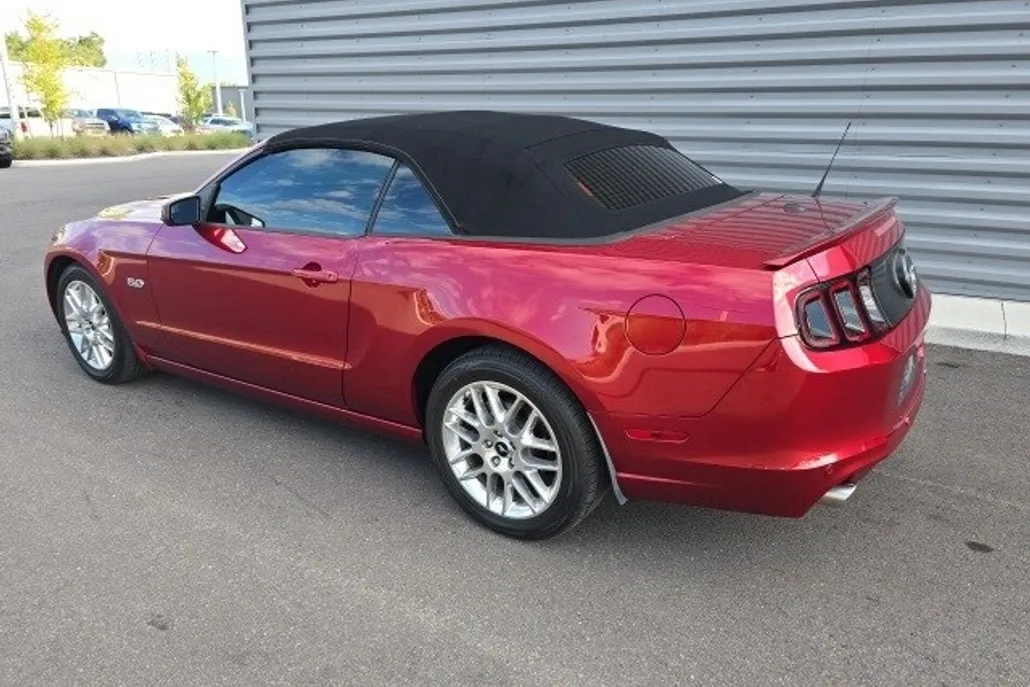 2014 Ford Mustang GT Premium Convertible photo 1