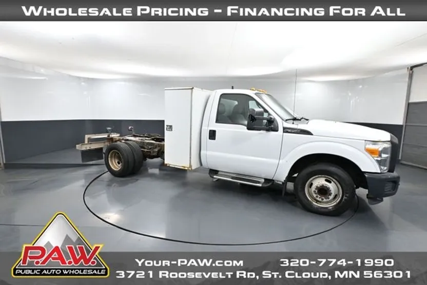 2015 Ford F-350 photo 1