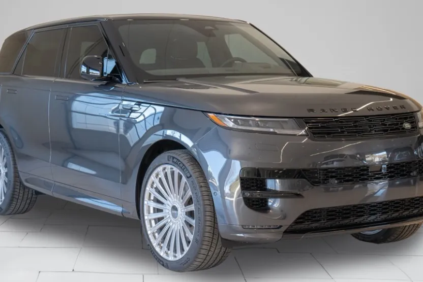 2025 Land Rover Range Rover Sport SE photo 1