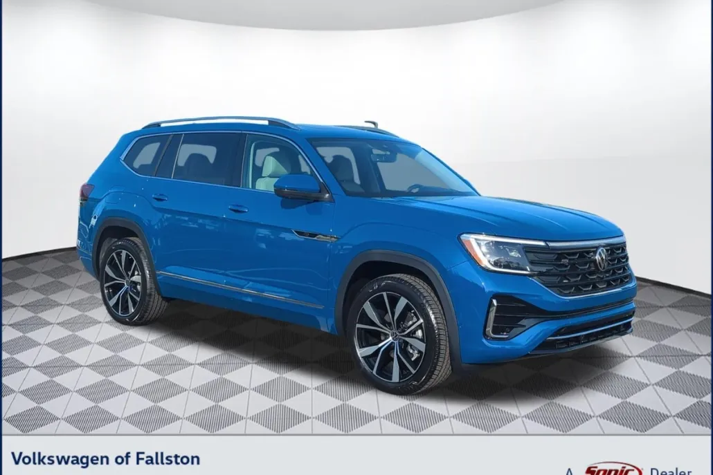 2025 Volkswagen Atlas SEL Premium R-Line photo 1