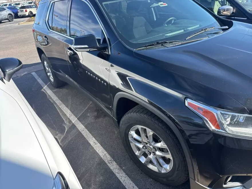 2020 Chevrolet Traverse Cloth photo 1