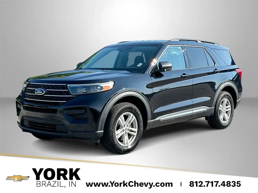 2021 Ford Explorer XLT photo 1