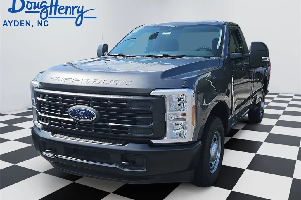2025 Ford F-250 XL photo 1