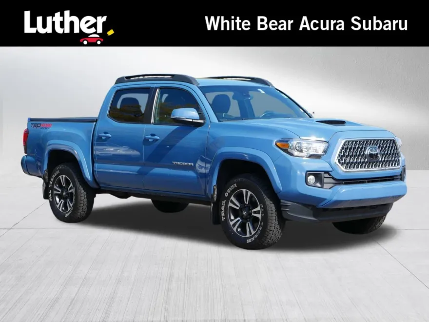2019 Toyota Tacoma TRD Sport photo 1