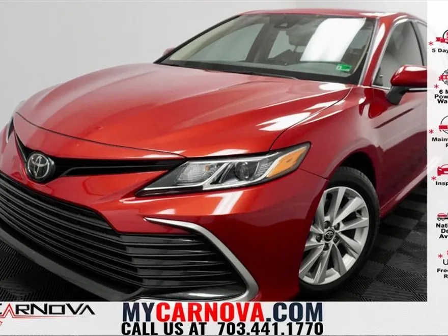 2024 Toyota Camry LE photo 1