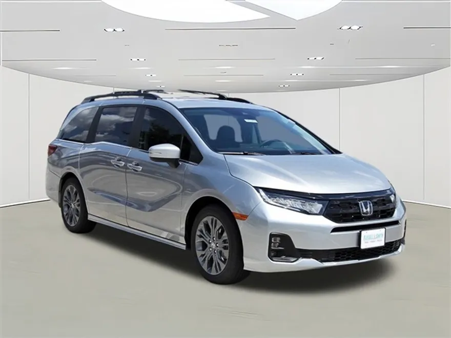 2026 Honda Odyssey Touring photo 1