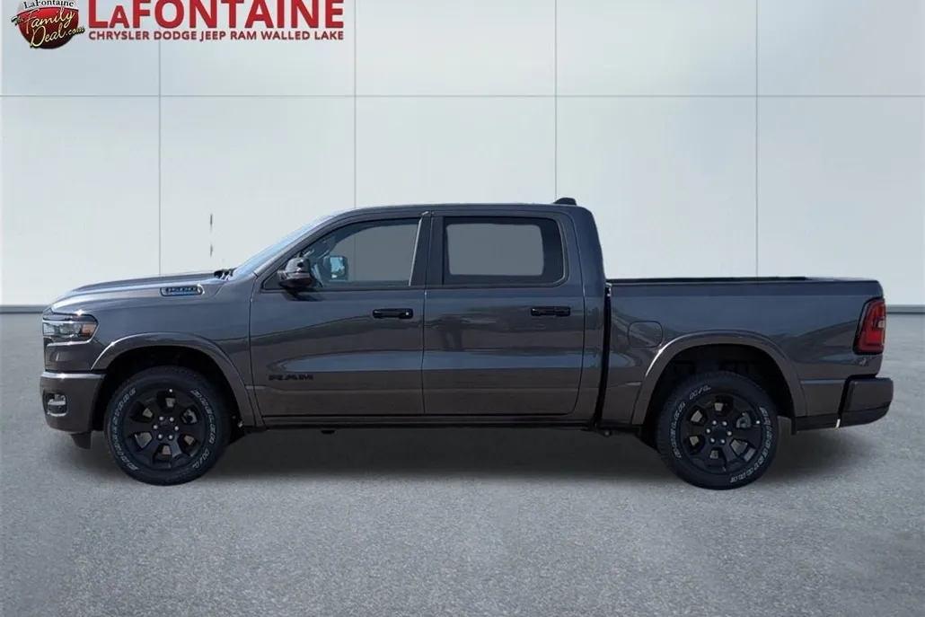2025 Ram 1500 Big Horn photo 1