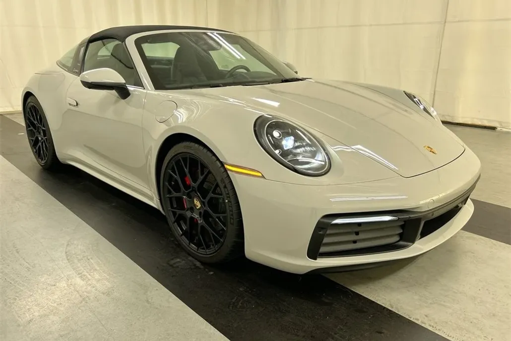 2023 Porsche 911 Targa 4S photo 1