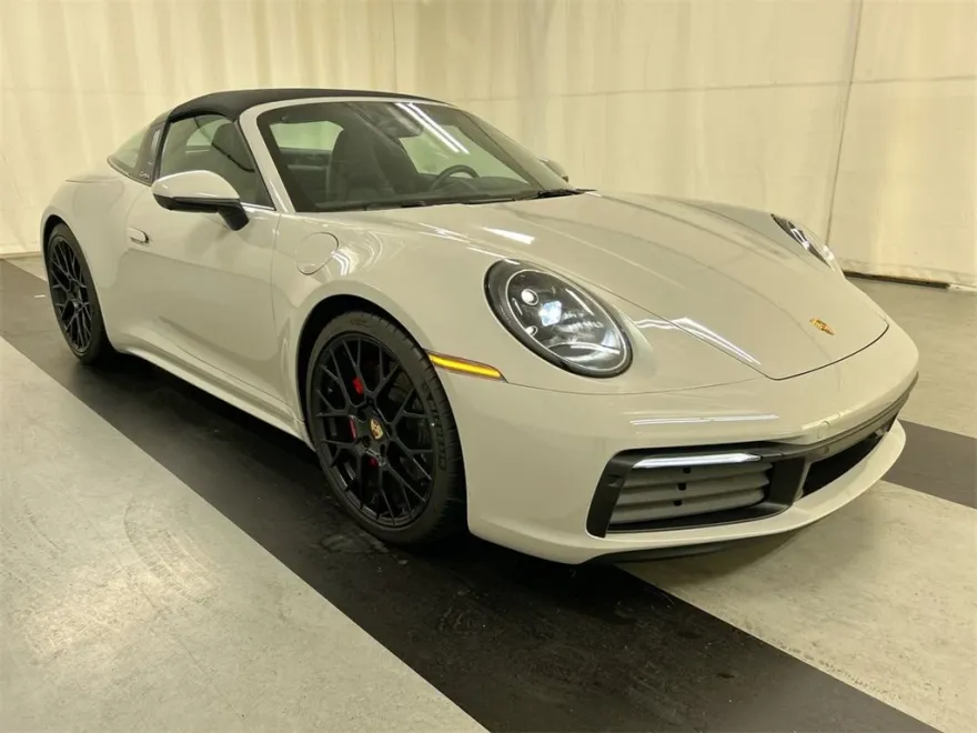 2023 Porsche 911 Targa 4S photo 1