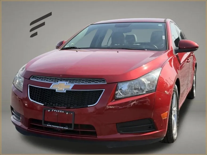 2013 Chevrolet Cruze photo 1