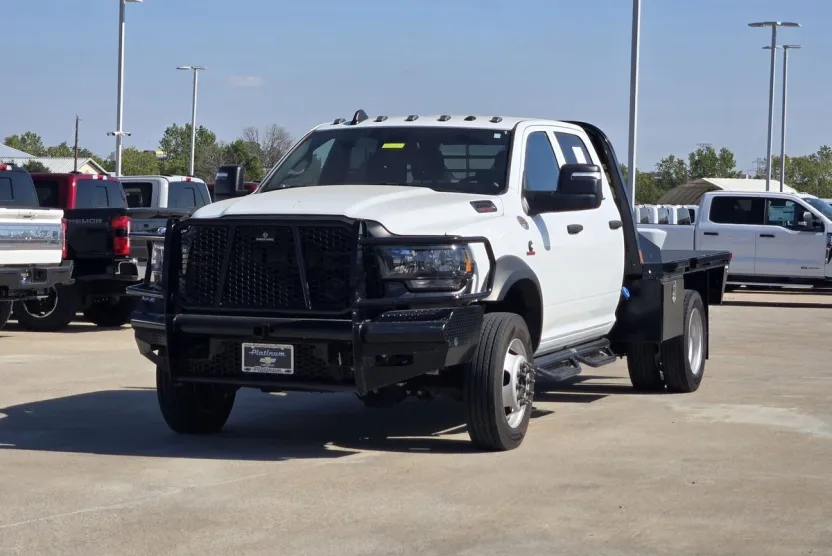 2024 Ram 5500 Tradesman photo 1