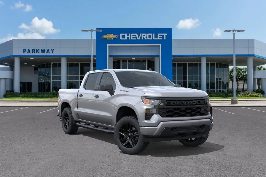 2026 Chevrolet Silverado 1500 Custom photo 1
