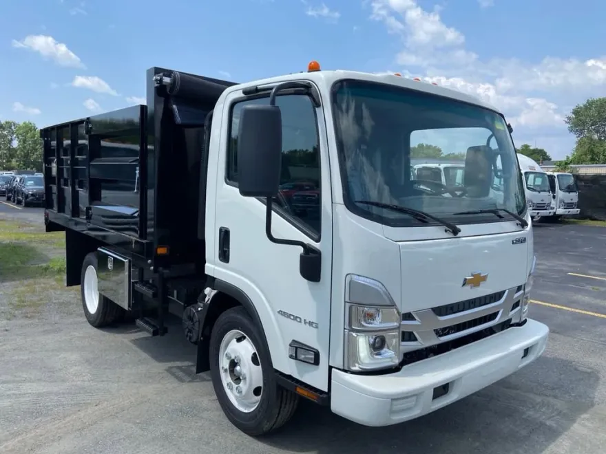 2024 Chevrolet Silverado 4500HD photo 1