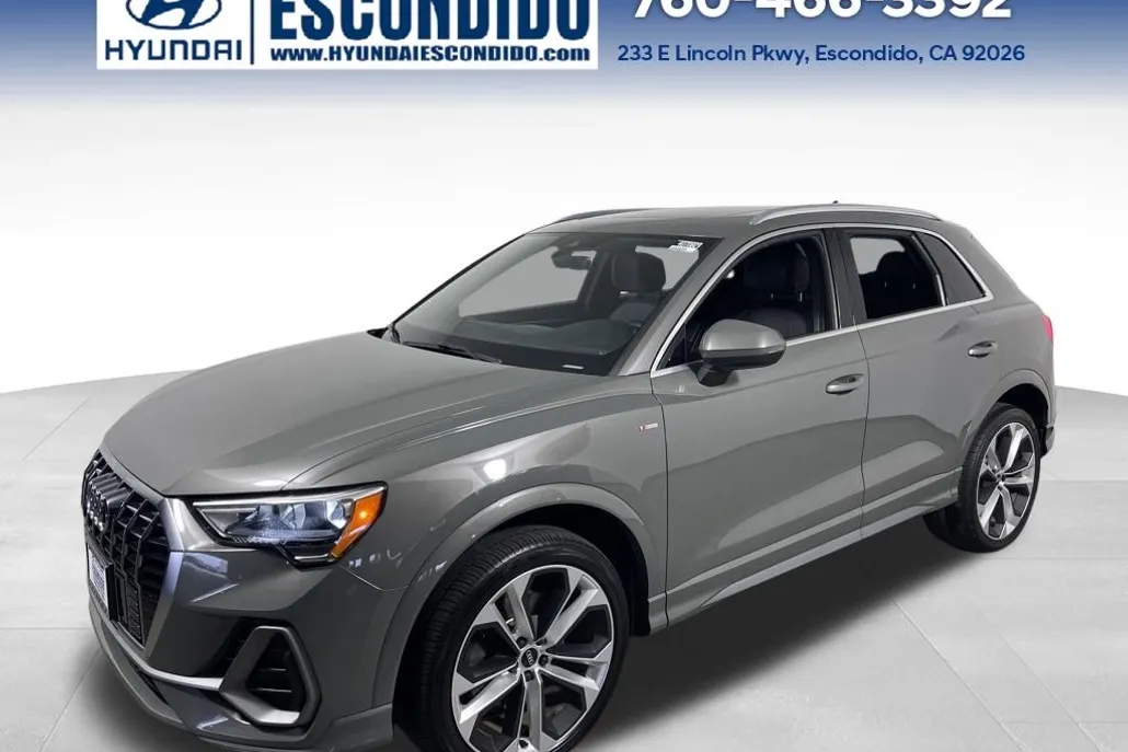 2021 Audi Q3 S line Premium photo 1