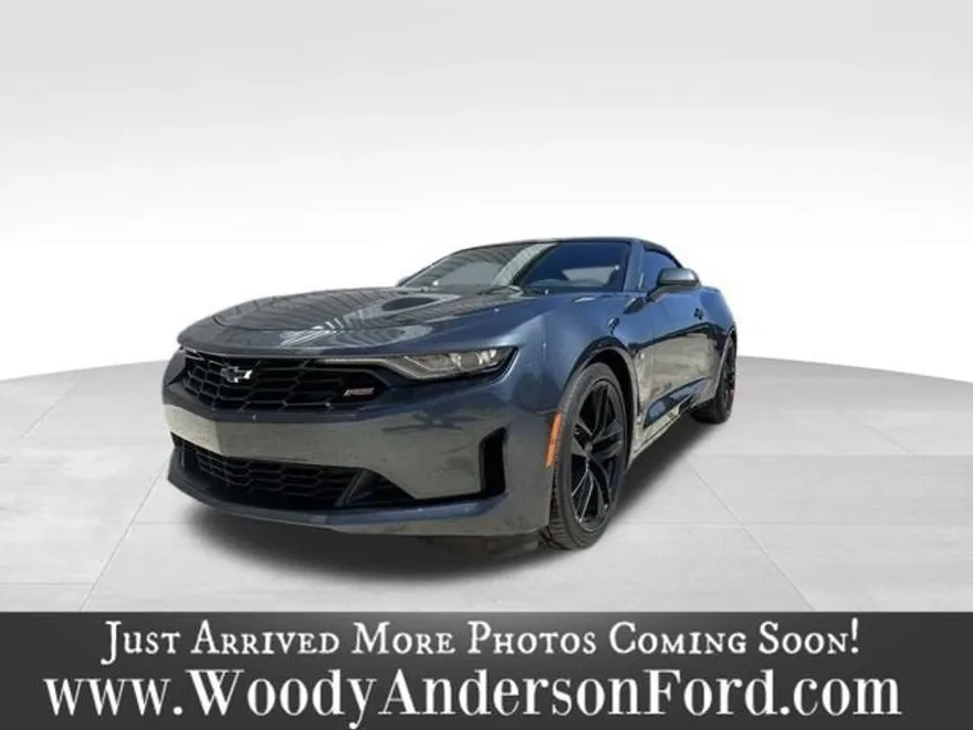 2023 Chevrolet Camaro 2LT photo 1