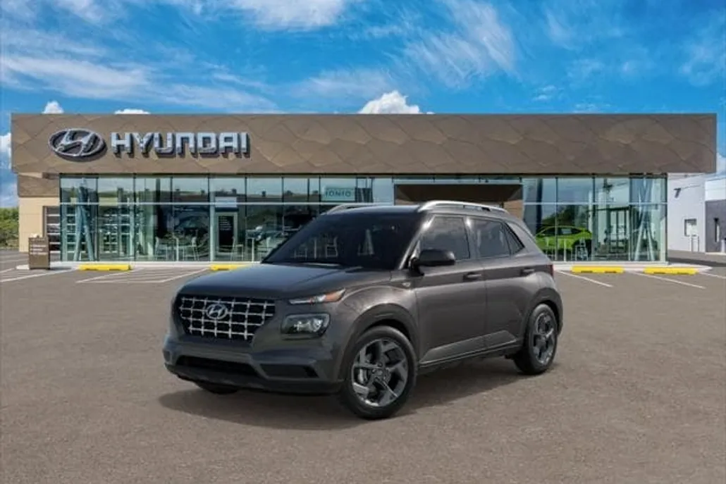 2025 Hyundai Venue SEL photo 1